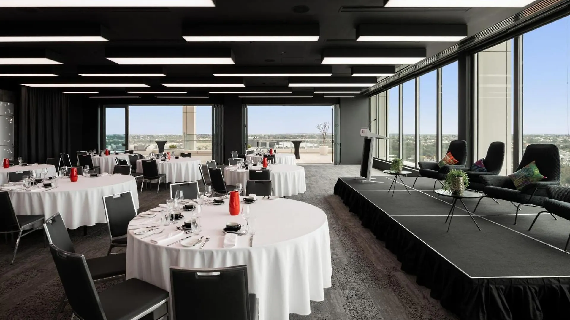 Aloft Perth Hotel