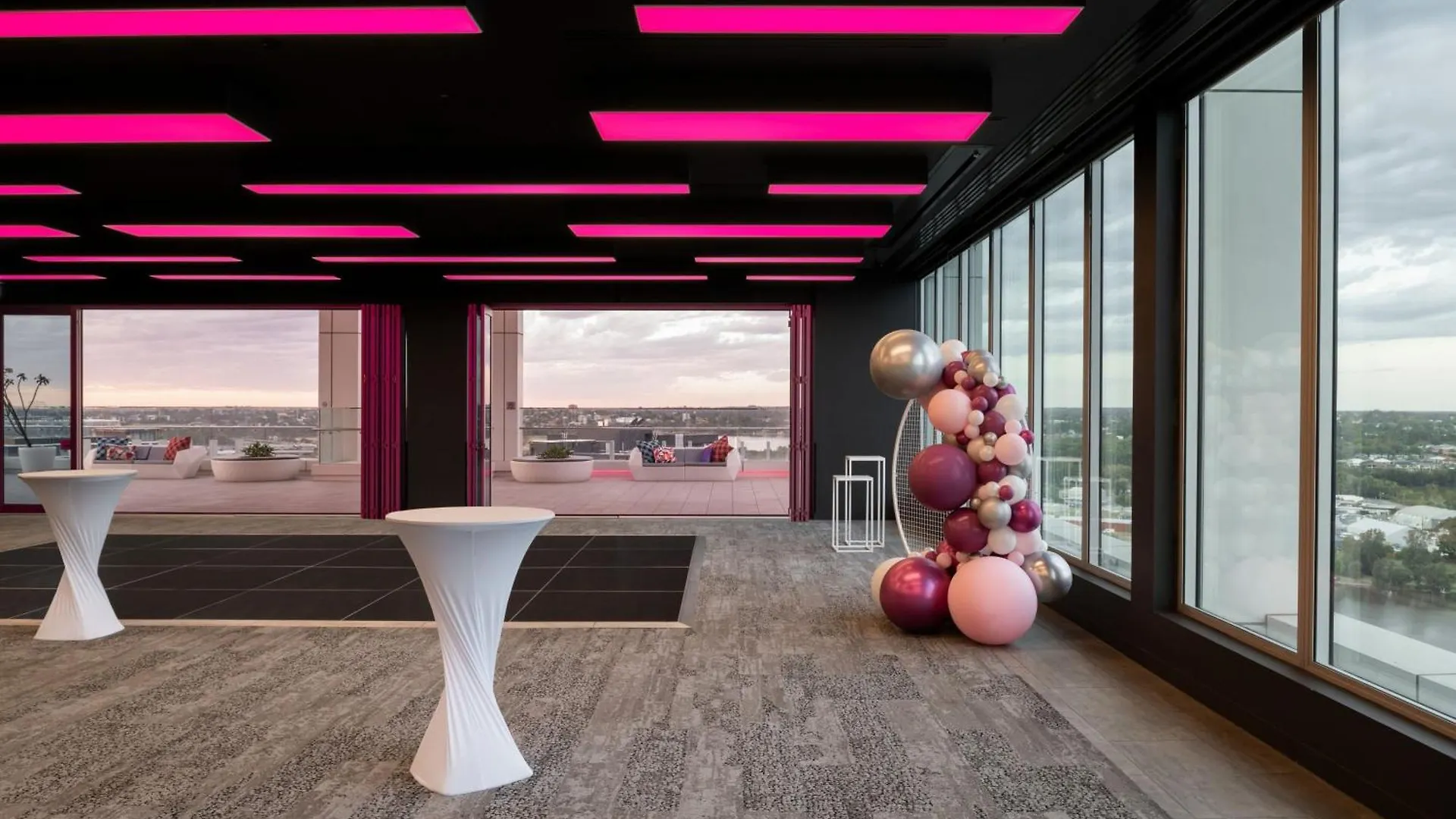 Aloft Perth Hotel