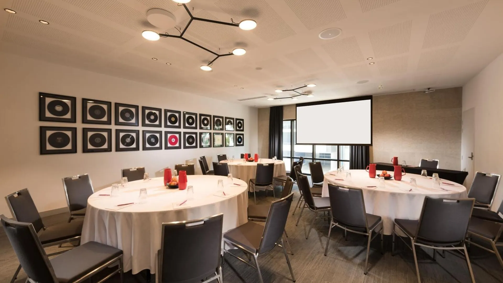 Aloft Perth Hotel