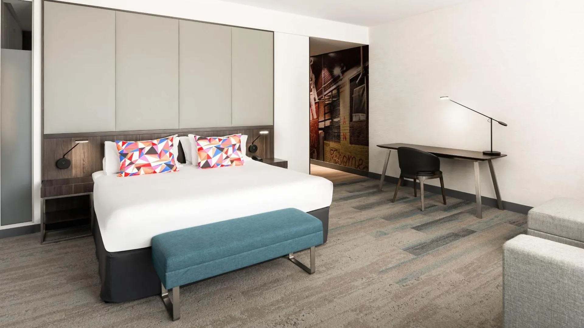Aloft Perth Hotel