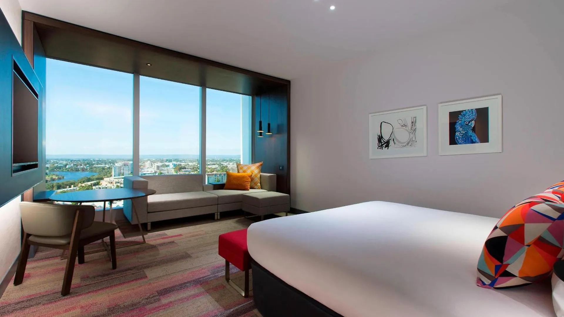 Aloft Perth Hotel