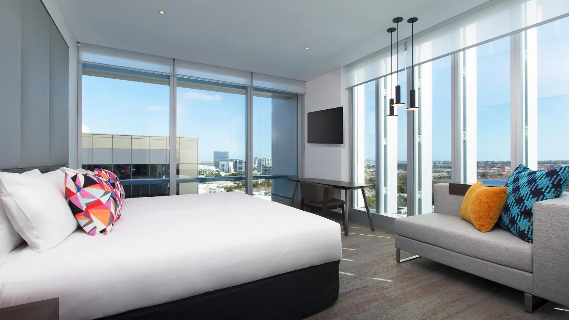 Aloft Perth Hotel